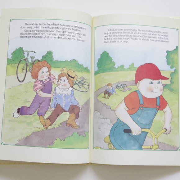 Vintage Cabbage Patch Kids Picture Books + Figures - Picture 11 of 12